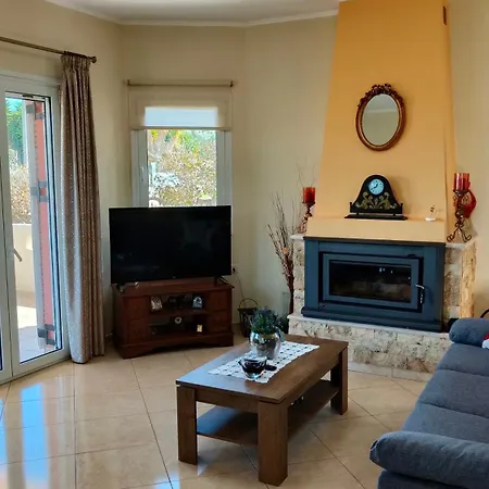 Holiday home Pazinos/neveli