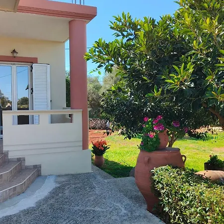 Pazinos/neveli Holiday home